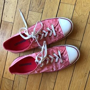 Red Satin Converse Dainty All Star, Size 9